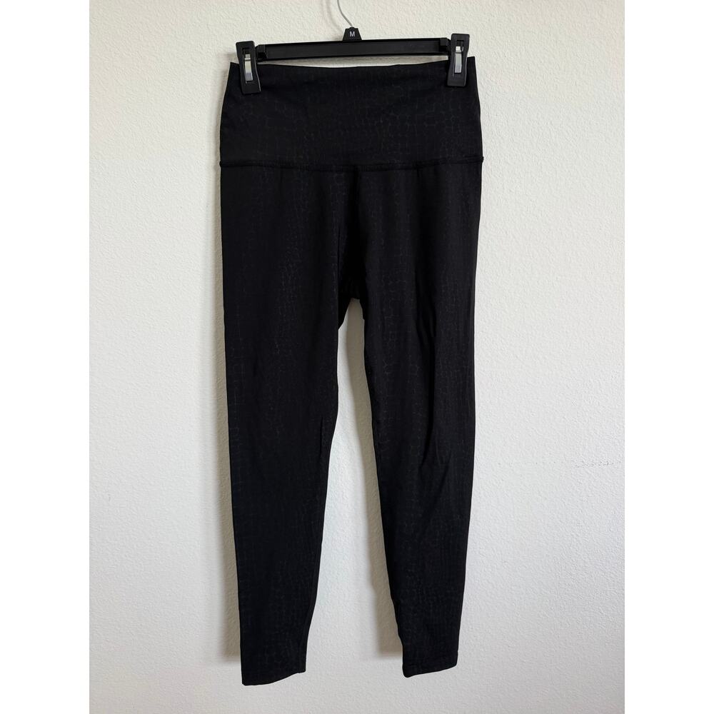 Beyond Yoga Womens Black Snake Skin Leggings Size Medium workout pants